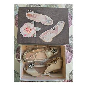 JOYFOLIE GIRLS ARABELLA STAR IVORY SHOES RHINESTONES - SIZE 6 Y